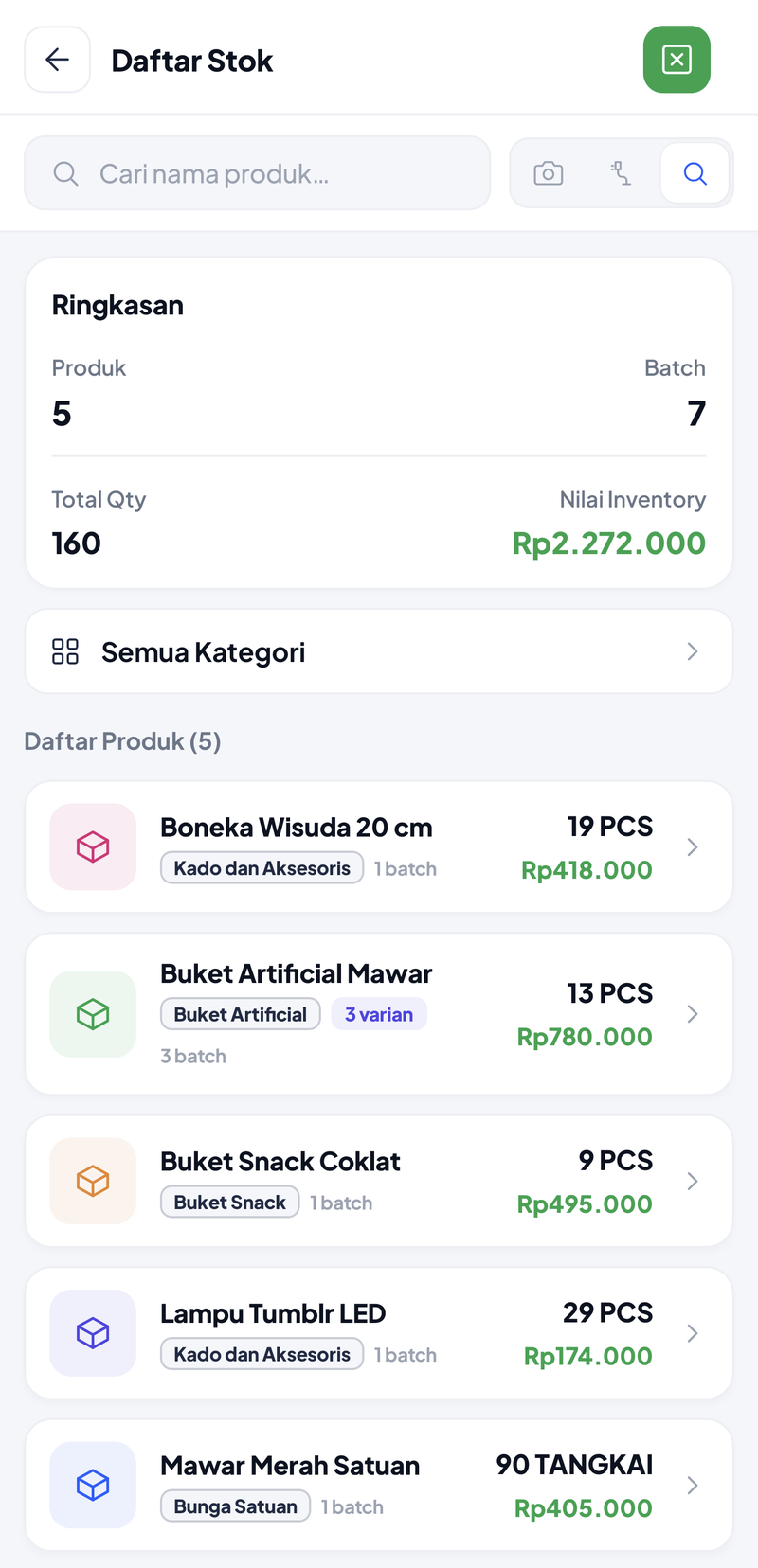 Daftar Stok: ringkasan 5 produk, 7 batch, total 160, nilai inventori Rp2.272.000; daftar Boneka Wisuda 20 cm 19 pcs Rp418.000, Buket Artificial Mawar 3 varian 13 pcs Rp780.000, Buket Snack Coklat 9 pcs Rp495.000, Lampu Tumblr LED 29 pcs Rp174.000, Mawar Merah Satuan 90 tangkai Rp405.000